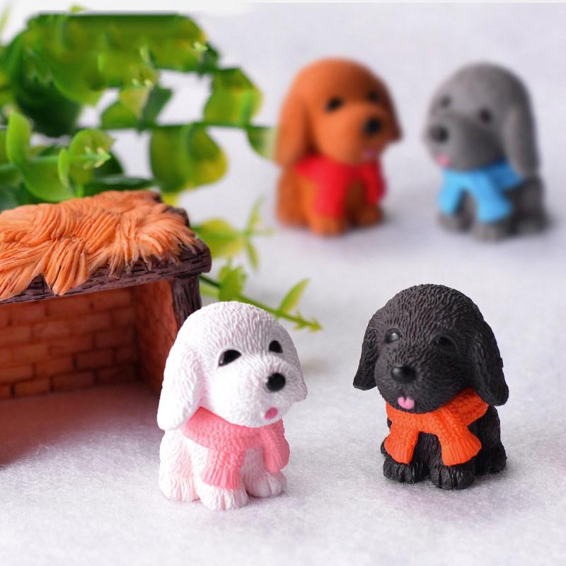 4ks/sada Kreslený pes Miniatury zvířat Minifigurky Diy Fairy Zahradní dekorace Mech Terárium Mikrokrajinka