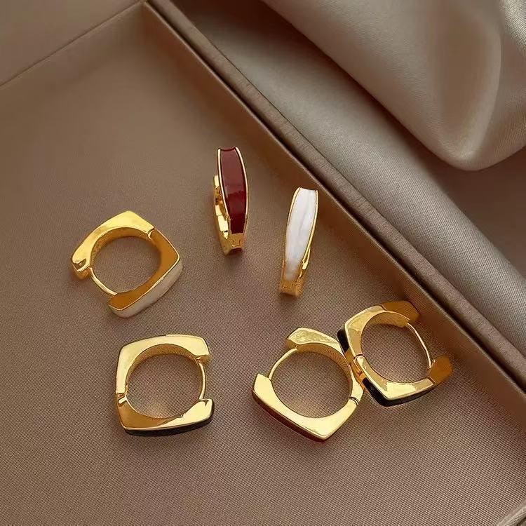 White Enamel Drip Glaze Square Stud Earrings - Trendy High-End Accessories for Women 2025