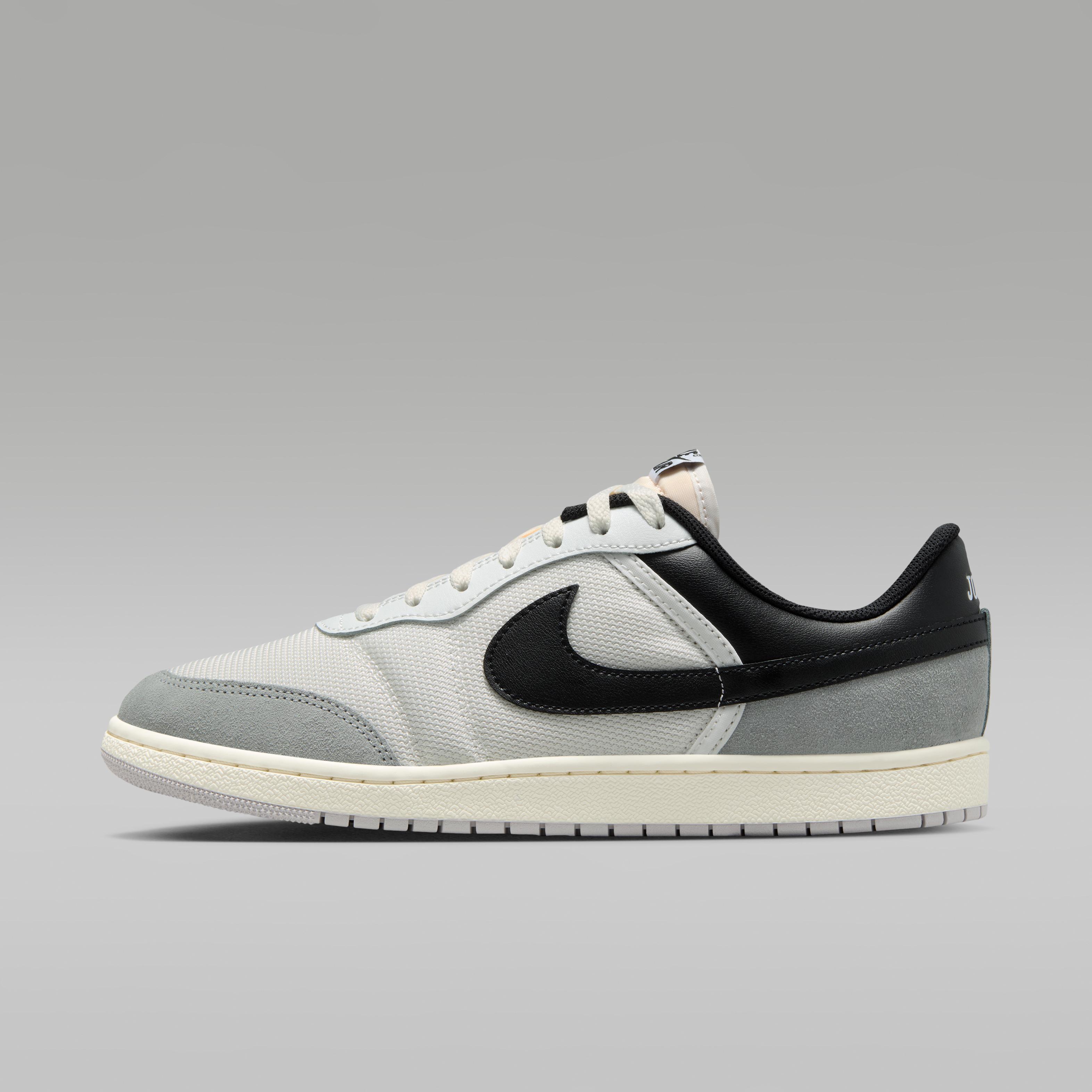 Jordan Skyline Low White Black Light Smoke Grey 40