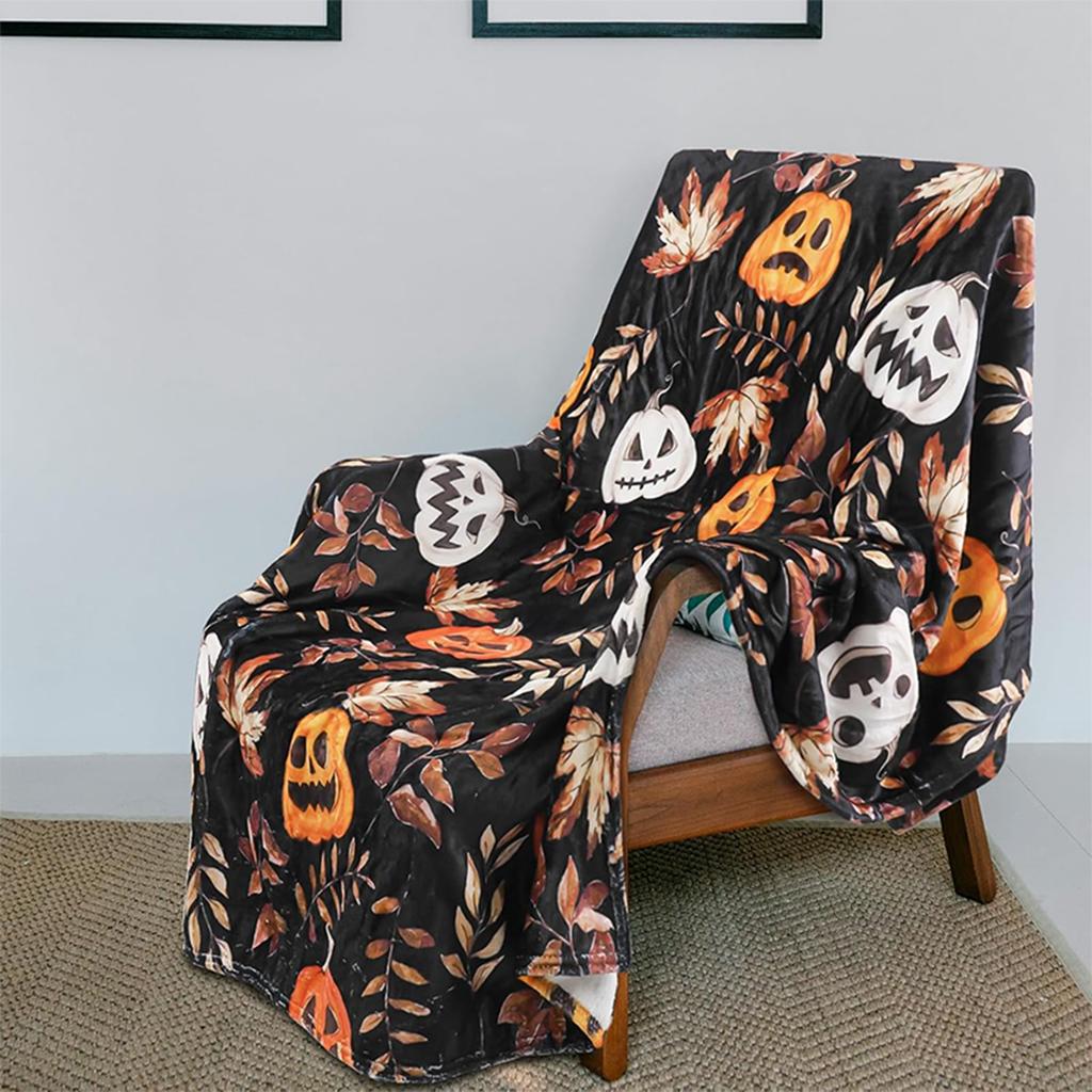 Koc z polaru z wzorem dyni i ducha na Halloween na przytulne noce Koc flanelowy, miękki i wygodny, prezent
