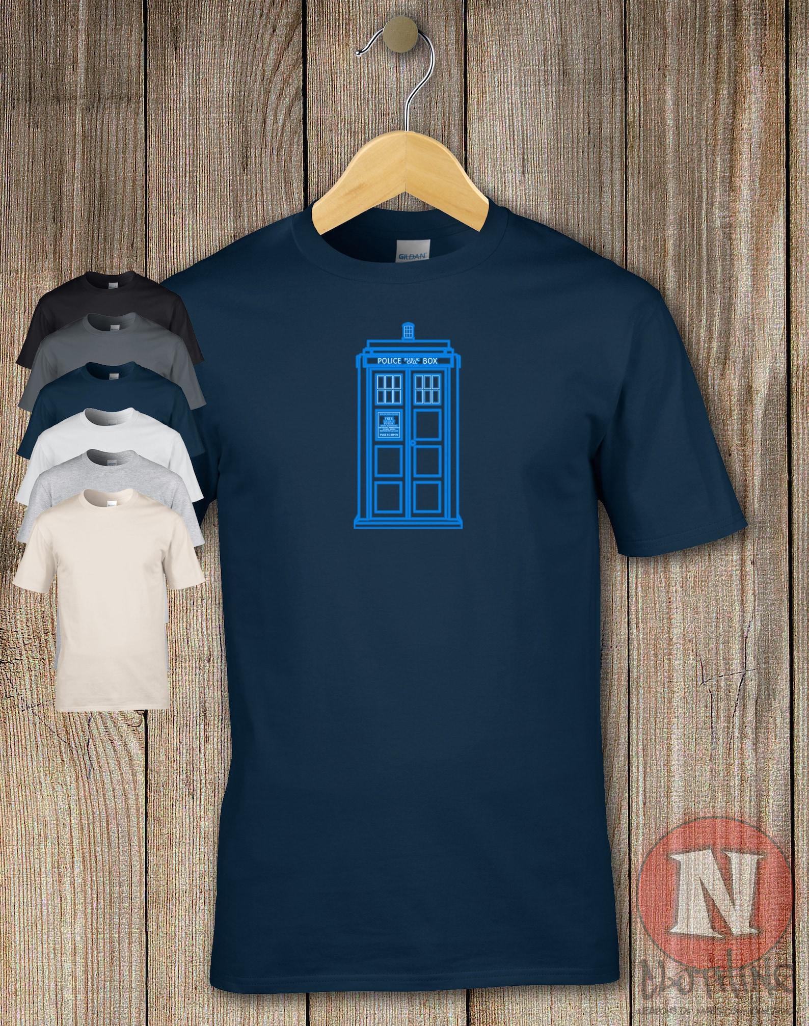 Tardis graphic T-Shirt. For Whovians of the Galaxy travelling in Time And Relative Dimensions In Space S
