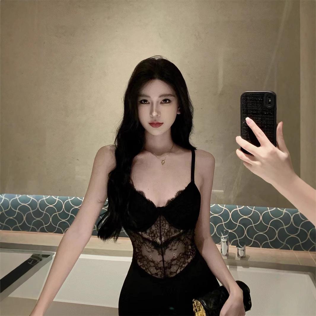 

Women s Black Lace Patchwork Spaghetti Strap Sexy Bodycon Slit Evening Dress with Breast Pads Large чорний