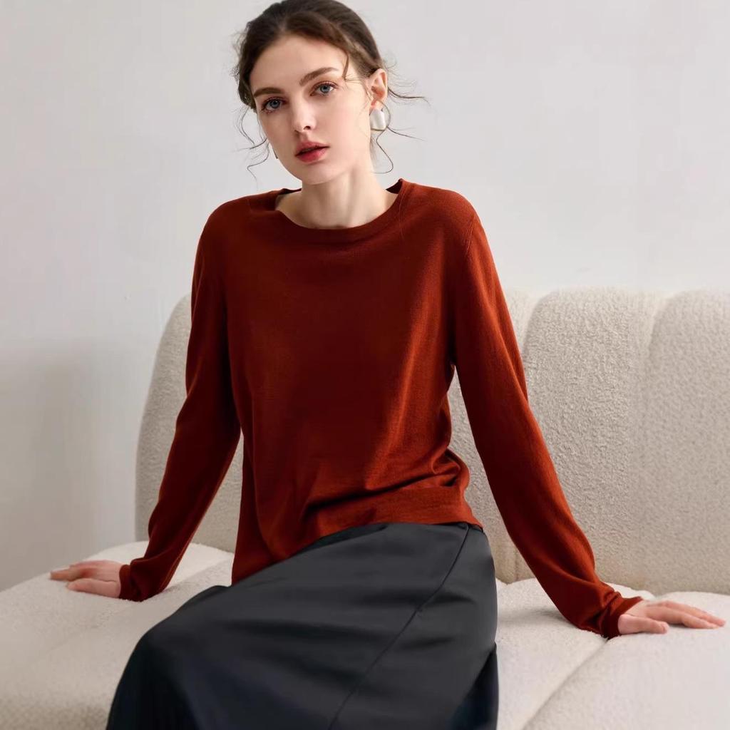 Yangzi Zhang Women's Versatile Fine Knit Wool Sweater - Loose Fit, Round Neck, Long Sleeve