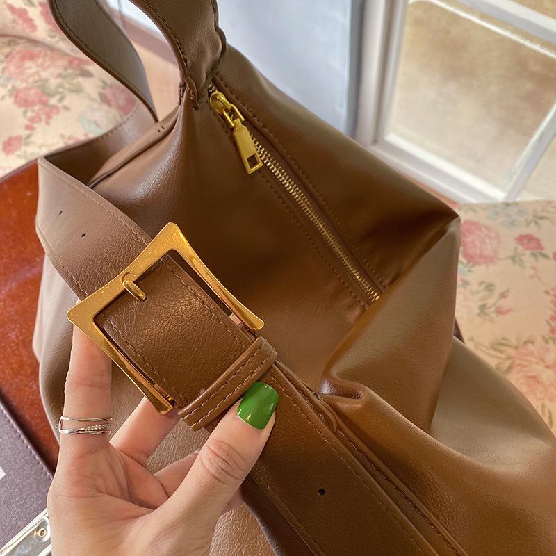 Korean Minimalist Large-Capacity Daily Shoulder & Crossbody Bag for Women 2025