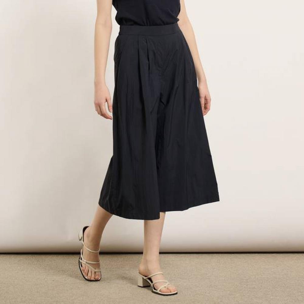 Bcbg Cool Two Tuck Back Banding Pants B5m5p336 Navy (55)/55