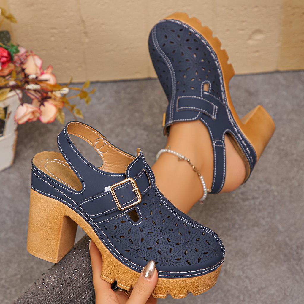 Damskie sandały peep-toe na szeroką stopę na klockowym obcasie - ażurowy design, letnie buty z zakrytym palcem, modne sandały na wysokim obcasie