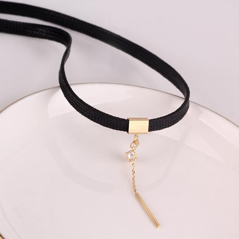 Elegante Koreanische Liebeswürfel Quasten Halskette Für Frauen In 18 Karat Roségold Beschichtetem Design