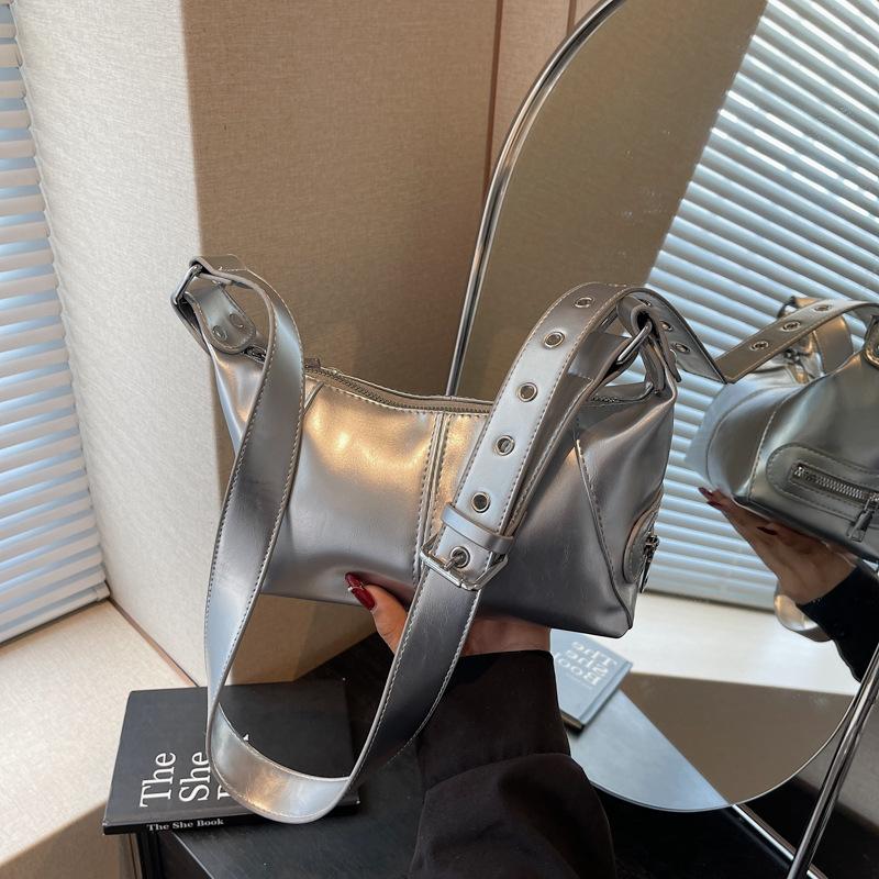 

Премиальная маленькая сумка женская 2025 новая мода универсальная на плечо подмышку сумка универсальная сумка-мессенджер сумка-пельмень серебряный