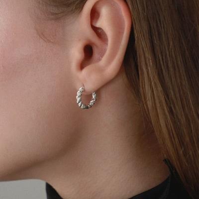 Less Is More Silver Twist One-touch Earring