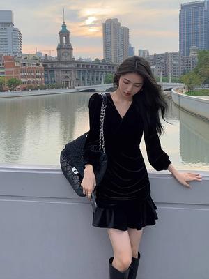 Autumn New Small Dress Small Black Dress French Small Golden Velvet Dress Children Autumn and Winter
