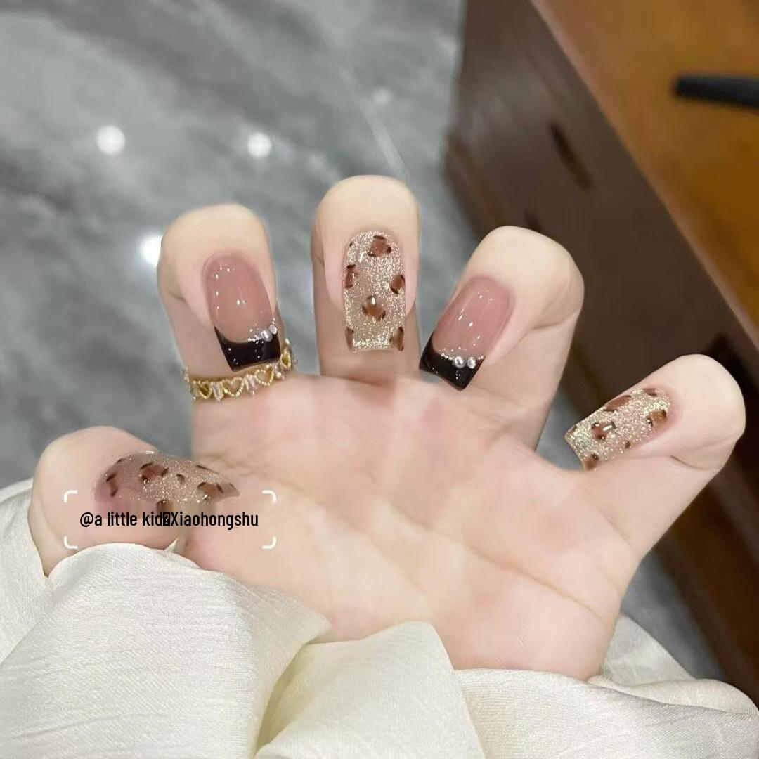 

Xiaohongshu Милая Девушка Леопардовый Принт Французский Осенне-Зимний Пресс-Он Маникюр - Отбеливающий, Ручная Работа. Medium (M)