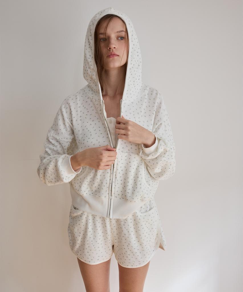 LETTER FROM MOON Andy Flower Waffle Shorts (White)