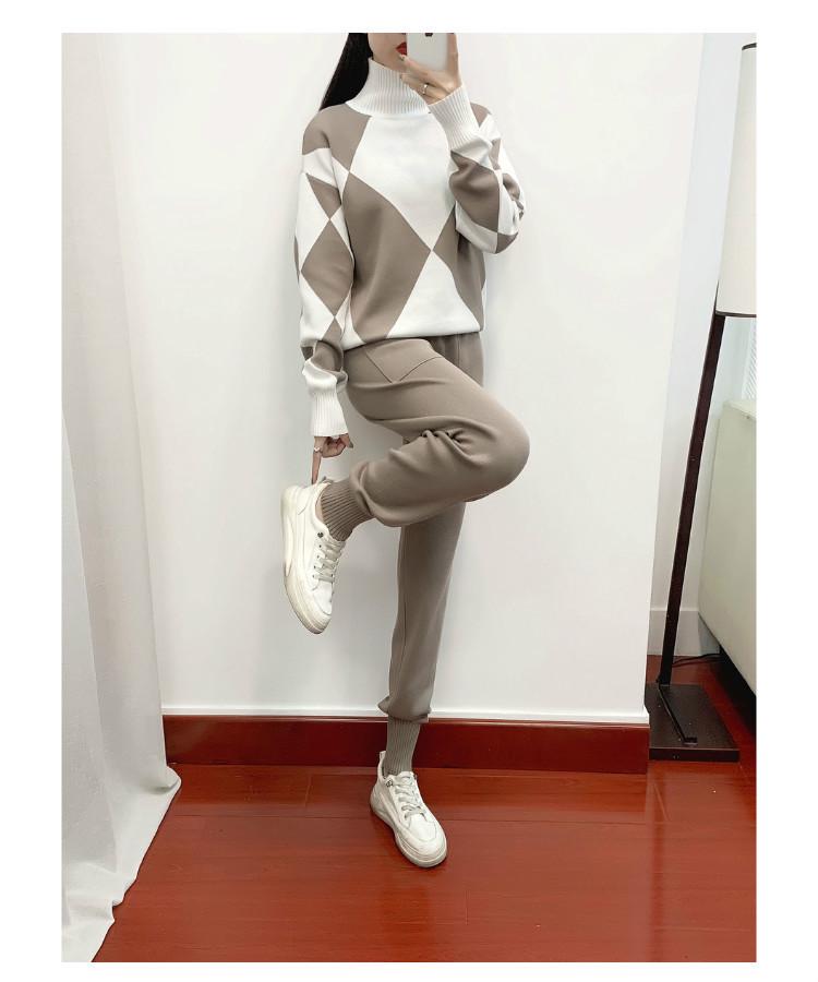 European Style Women's Casual Plaid Knit Sweater Two-Piece Set