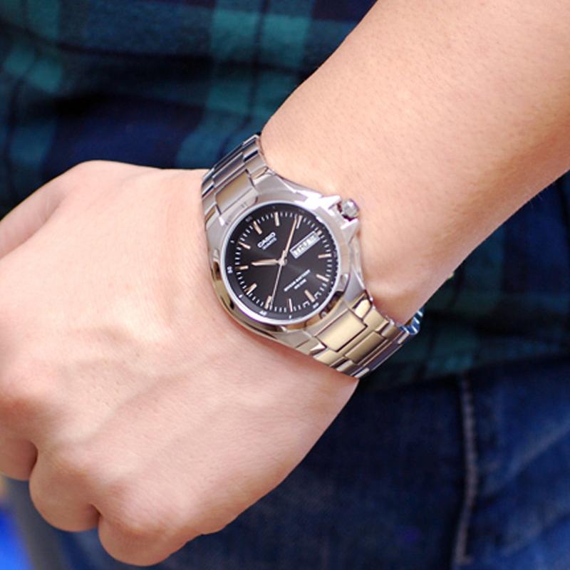 Casio Standard Series Waterproof Calendar Quartz Movement Stainless Steel Strap Watch Men Watches Black MTP-1239D-1A