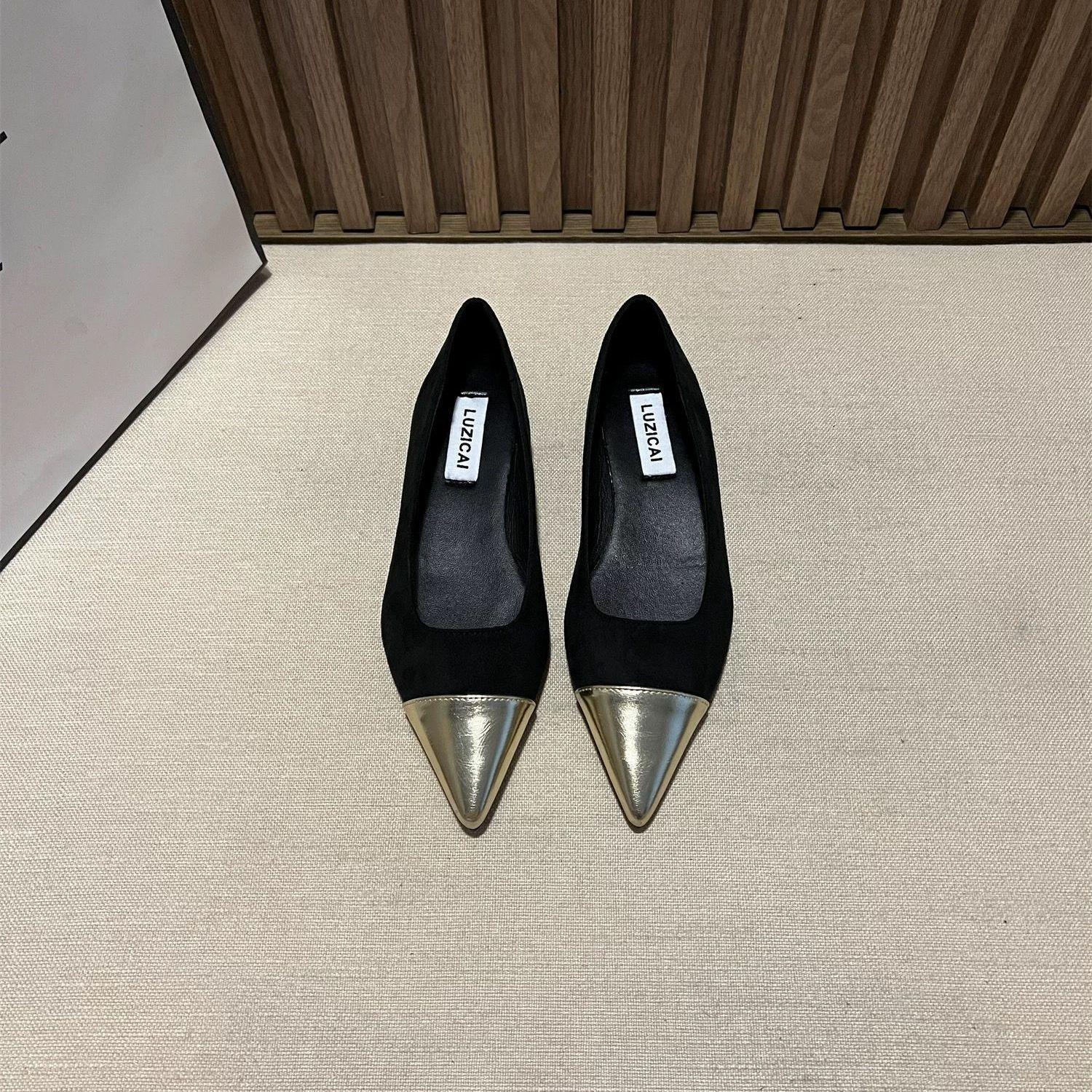 Xiaoxiangfeng pointed flat-soled single shoes niche design shoes evening with skirt ladyshoes 35