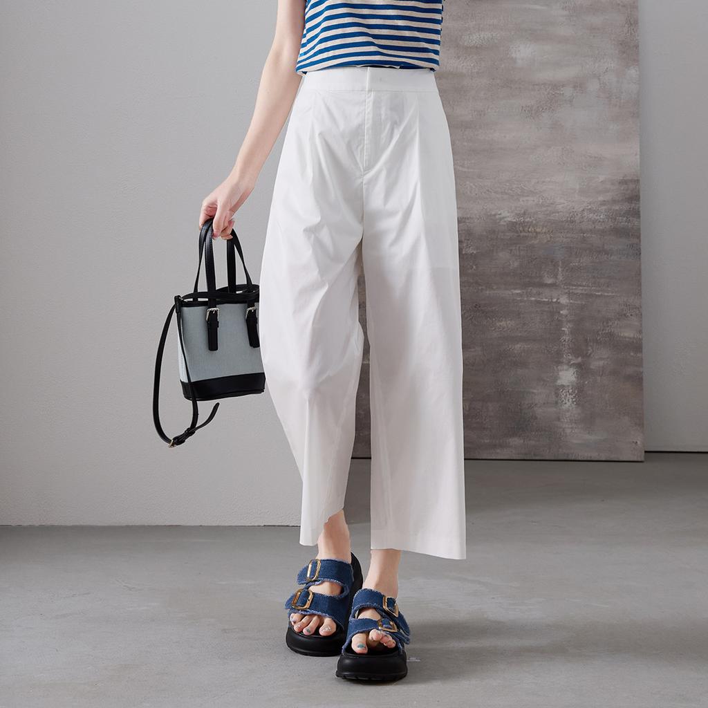 Minimally Designed Commuting Thin Wide Leg Pants for Women