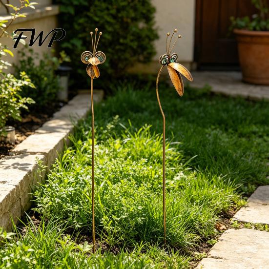 Outdoor Plant Display Stand Big Mouth Bird Garden Stake, Rusty Metal Decorative Potted Yard Art for Patio, Lawn, Courtyard, Decor Weather-resistant