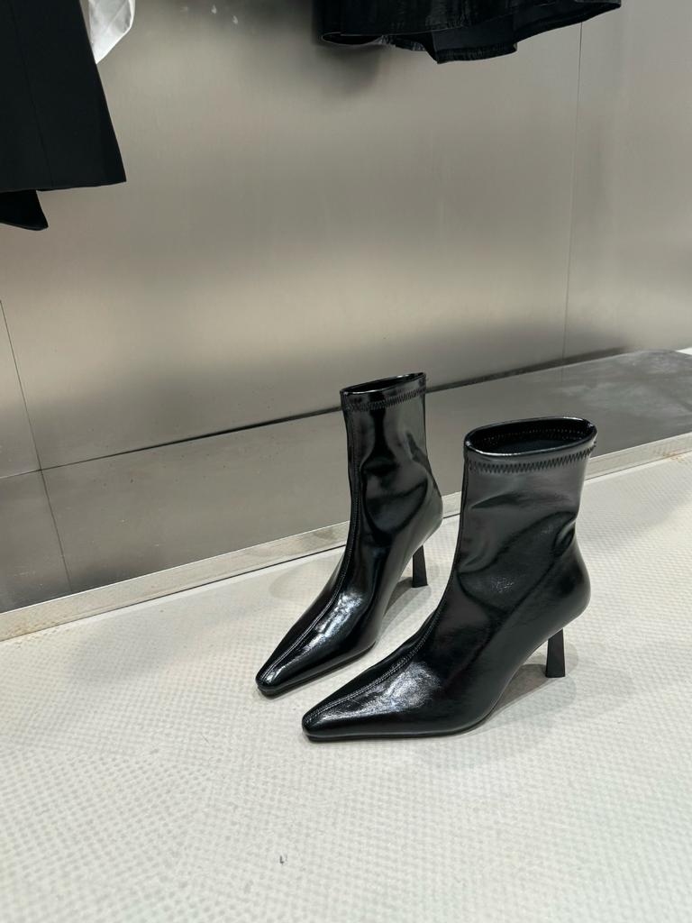 Pointed Boots Short Boots Women's 2025 Autumn and Winter New European and American Short Women's Boots Thin Heel High Heel Boots Design Sense Thin