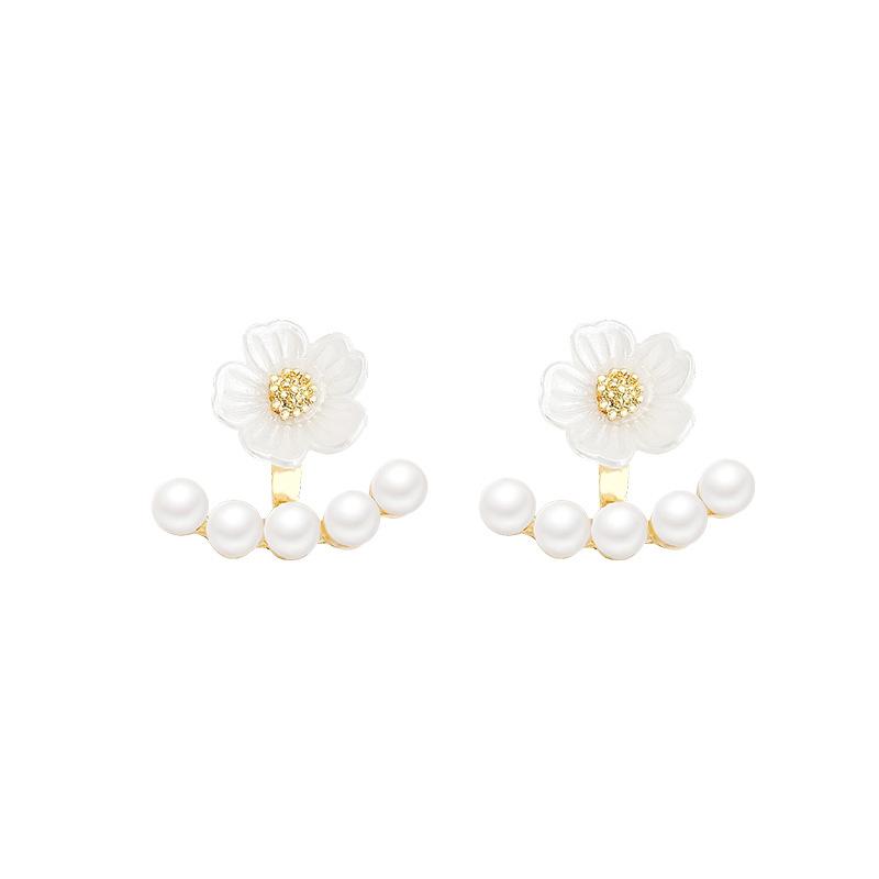 

(HS)1Pair New Trend Korean Style Pearl Earrings Cute Flower Stud Earrings For Women Fashion Jewelry Birthday Gifts