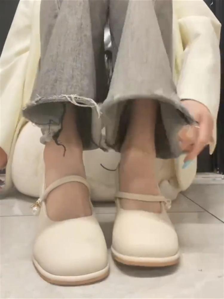 Soft sole not tired foot feeling single shoes Internet celebrity Japanese students Xianfeng show long legs Mary Jane shoes