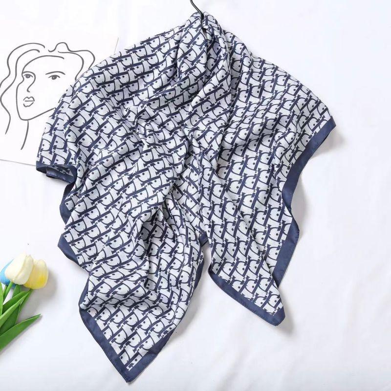 Black and White Animal Print Faux Silk Twill Scarf - 90x90CM Autumn/Winter Shawl for Women