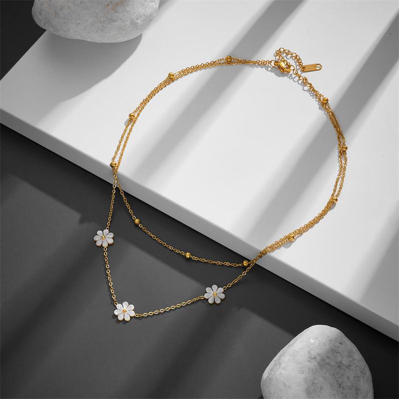 Non-Fading Titanium Steel Daisy Jewelry Set: Stainless Steel Earrings, Bracelet & Necklace for Women