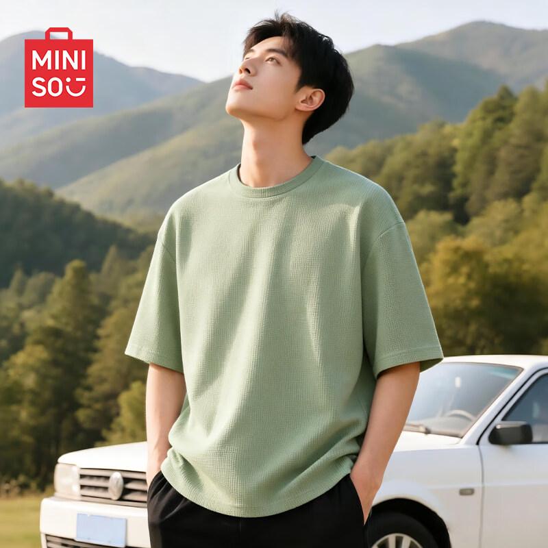 Miniso Men's Heavyweight Waffle Knit Crew Neck T-Shirt
