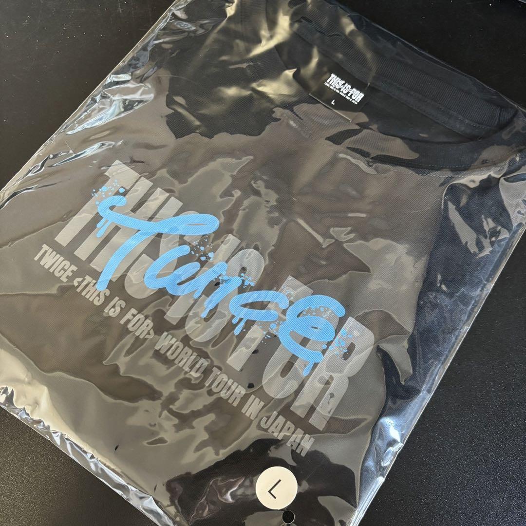 

[Б/У] TWICE Цзыюй THIS IS FOR футболка размер L