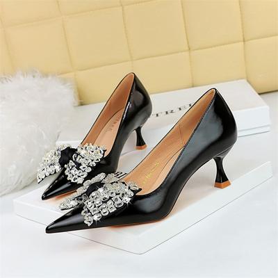 Pantofi – Pantofi