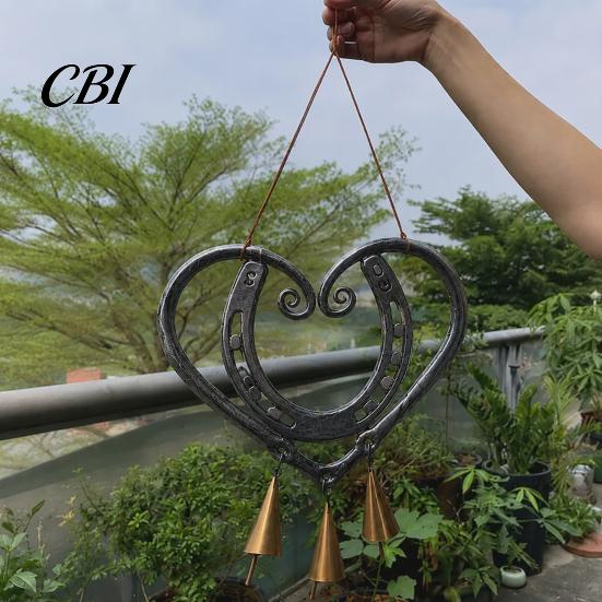 Atmospheric Outdoor Pendant Vintage Metal Heart Shape Wind Chimes Pendant, Retro Distressed Love Three Bells Sweet Tone Garden Chimes, Waterproof