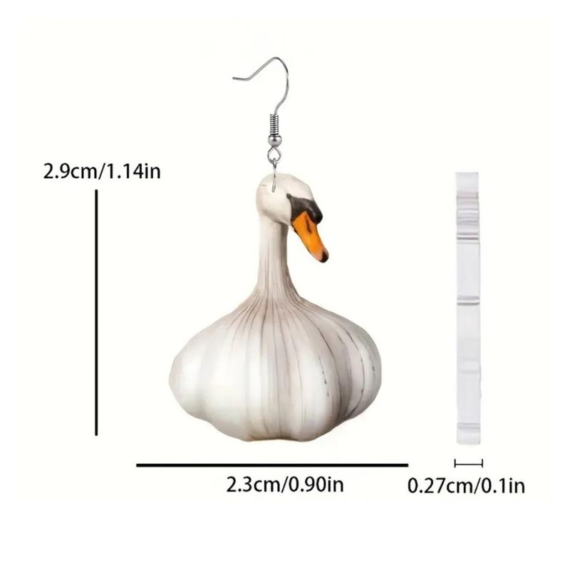 Einzigartige und stylische Enten-Ohrhänger. Lustige Ohrringe mit Entenanhänger in Knoblauchform. Zierliche Ohrhaken als Accessoire