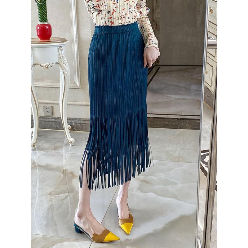2025 Elegant Miyake Sleeveless Top & Pleated Tassel Midi Skirt Set for Women