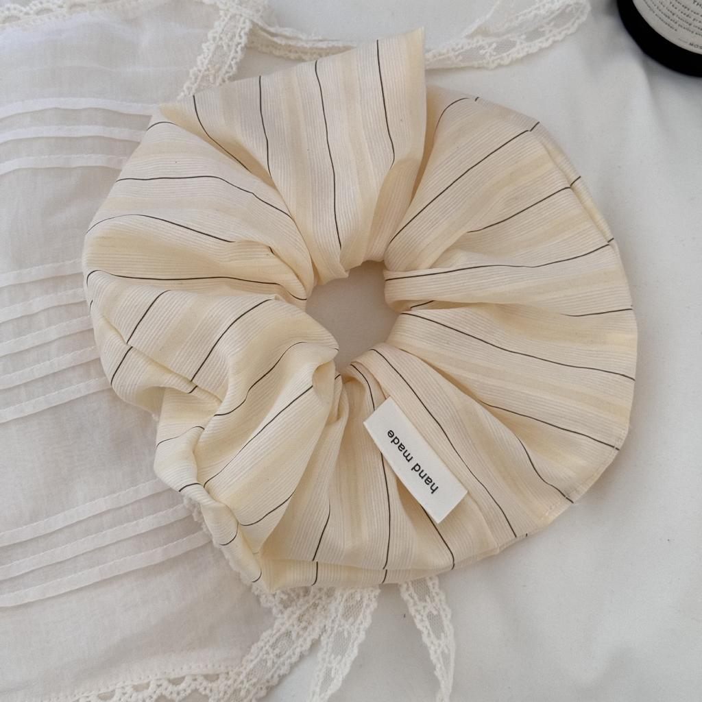 Neues süßes High-End-Haarband für den Dickdarm Koreanisches gestreiftes flauschiges Haarband verletzt nicht Seil großer fetter Darmring weiblich