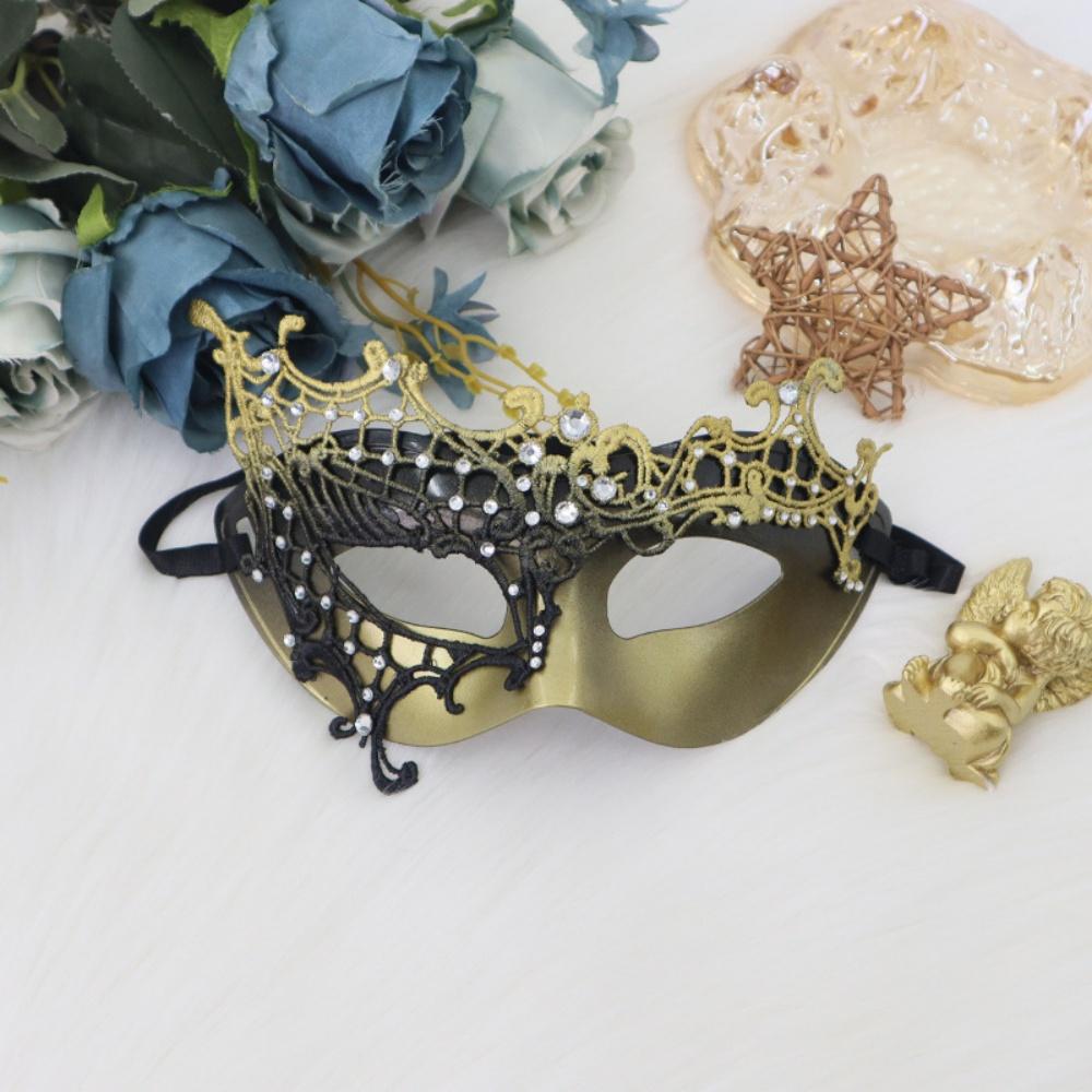 Women Rhinestone Half-Face Mask Metal Hollow Lace Party Mask Masquerade Ball Party Eye Cover Cosplay Prom Costume Props Masks