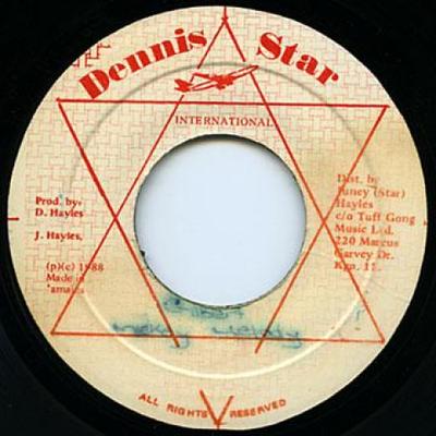 7inch Record MIKEY MELODY - Gilbert / Version 1789 Dennis Star 1988 Jamaica Reggae, Ska & Dub