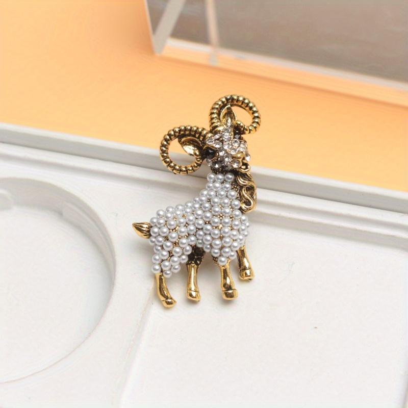 Vintage Fashion Design Goat Brooch Cute Animal Brooch Clothing Accessories for Holiday Gifts