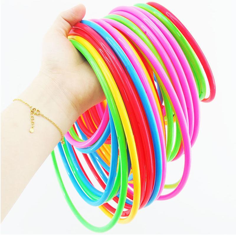 Plastic 5Pcs Hoops Ring Toss Carnival Game Playground Fun Outdoor Toys For Children Party Parent Child Interaction Circle