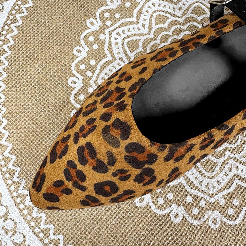 Fashion Flat Shoes for Women 2025 Spring and Autumn New Leopard Print Pointed French Retro Mary Jane Flat Plus Size Women's Shoes