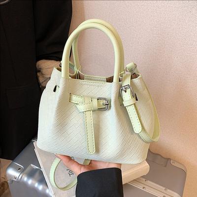 Versatile Premium Sense Light Luxury Niche Women'S Bucket Bag Simple Portable Vegetable Basket Single Shoulder Messenger Bag