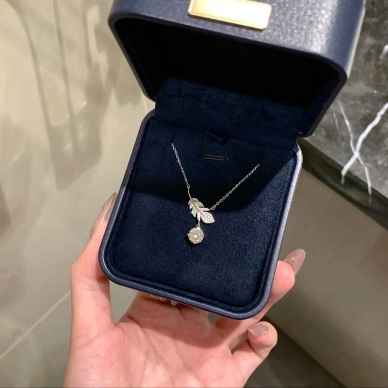 Womens Feather Zircon Pendant Necklace Light Luxury Ins Style Collarbone Chain