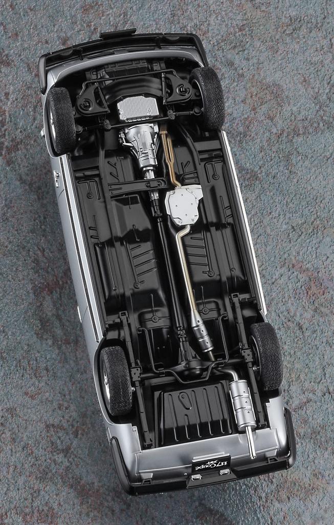 Hasegawa Isuzu 117 Coupe Late Model Plastic Model Kit HC50 1/24 (XE)