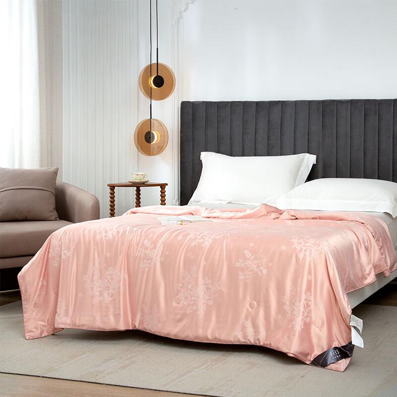 FIRS Silk Cotton Jacquard Quilt