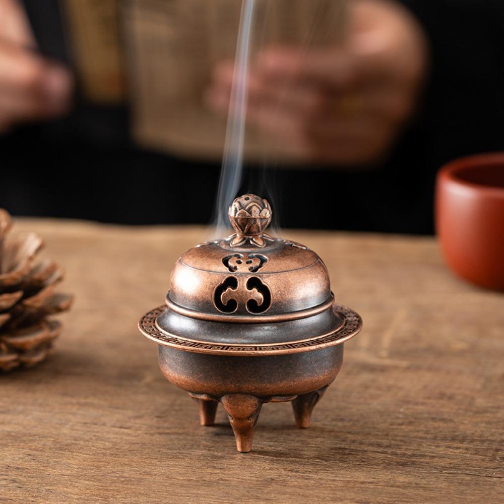 Retro Brass Material Incense Burner Metal Construction New Chinese Style Aromatherapy Holder Xiangyun Incense Holder Gift
