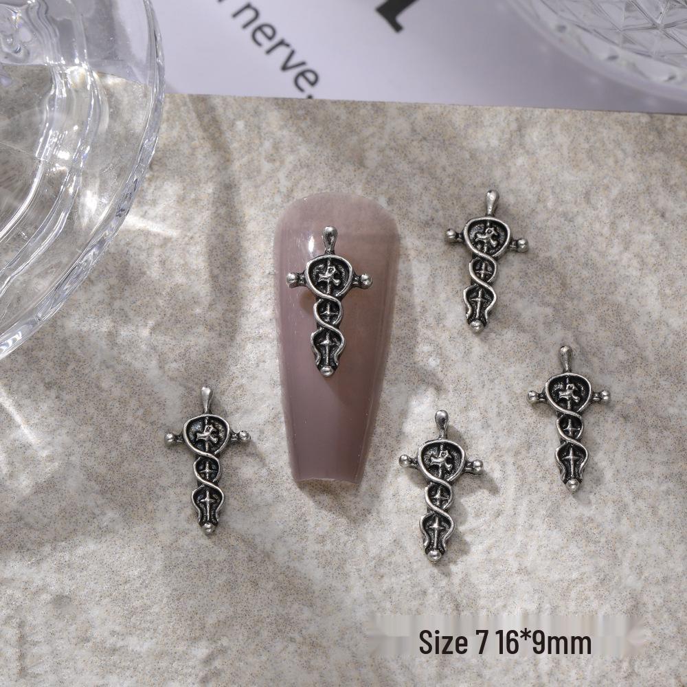 Retro Dunkelchrom Halloween Nagelanhänger: Engel, Schädel, Punk-Herz