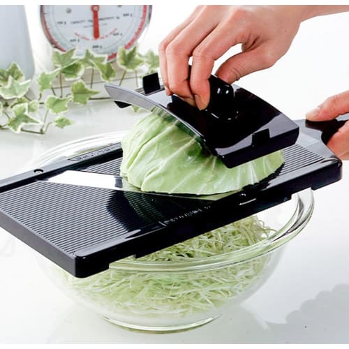 Shimomura Kihan Wide Cabbage Slicer, Perfect for Tonkatsu Restaurants, Saves Time with Ultra-Fine Shredding, Made in Japan, 1mm Wide, Sharp Cutting Ed