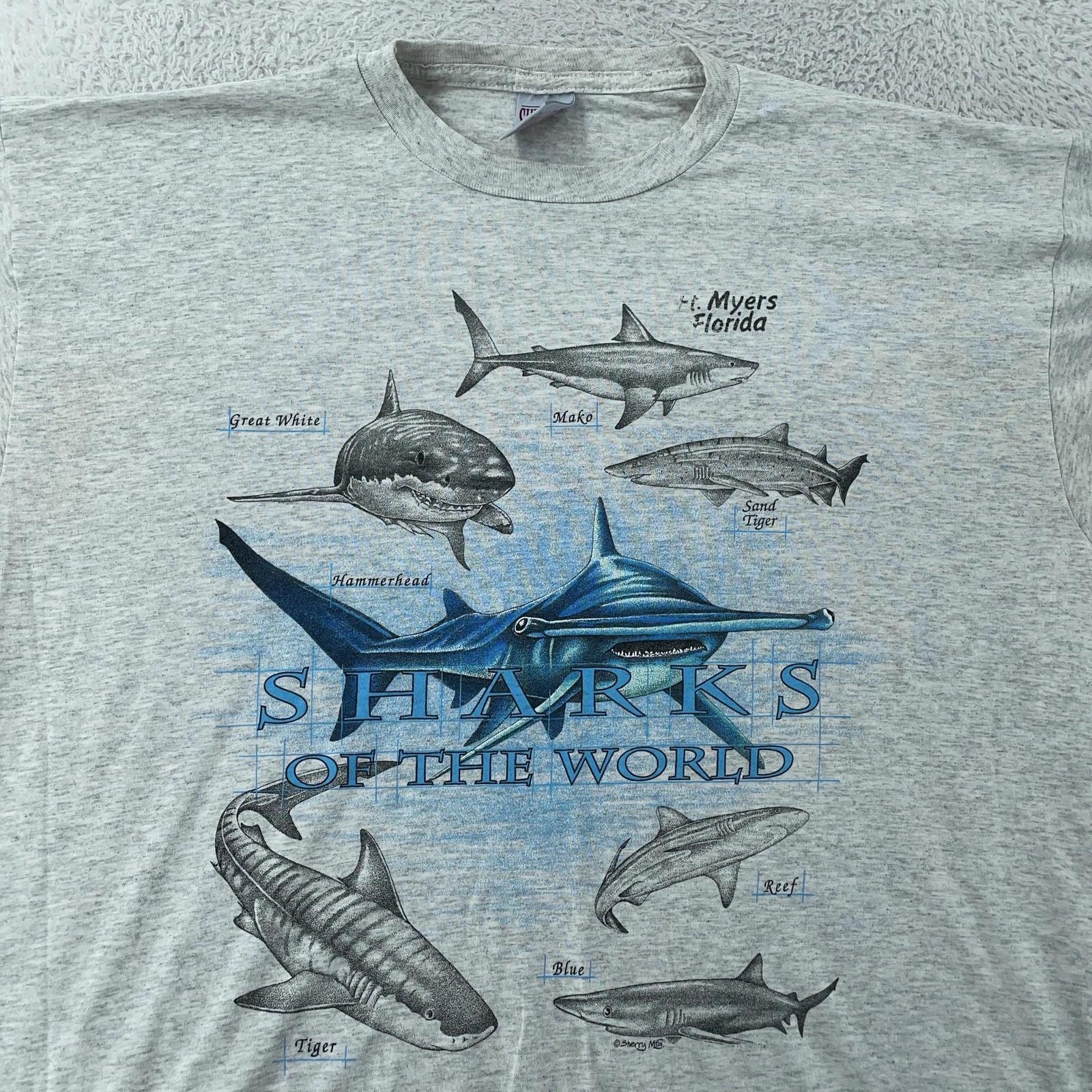 Vintage Sharks of the World Shirt XL Ocean Surf Ft. Myers Beach Florida 90s Tee XL