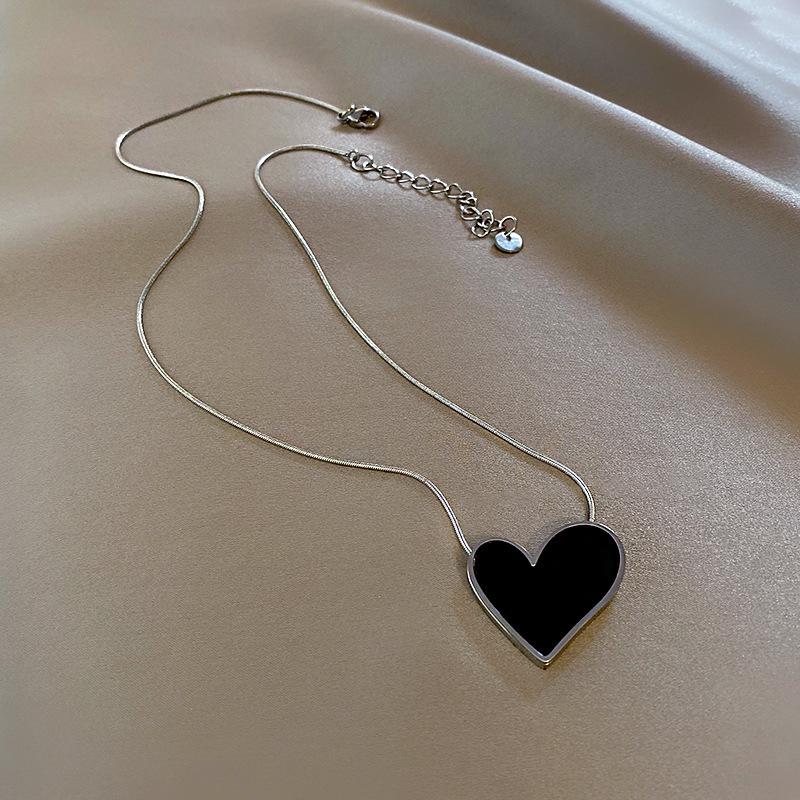 Titanium Steel Black Heart Necklace - Elegant, Non-Fading, Modern Sweater Chain for Women