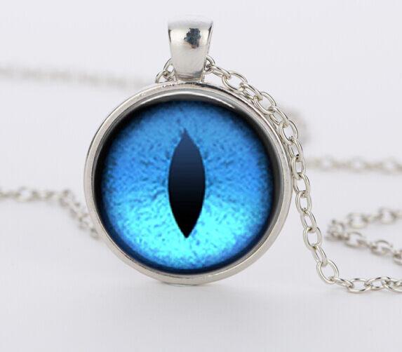 Vintage Red Cat Eye Necklace Dragon Eyes Photo Glass Cabochon Pendant Necklaces Women Men Jewelry