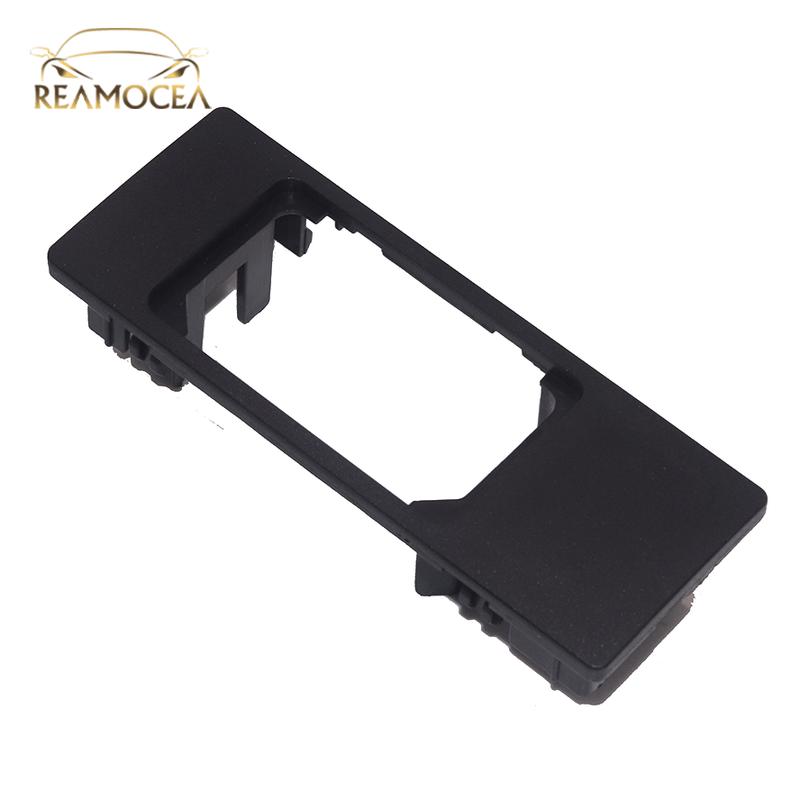 Reamocea Black Plastic Car USB Carplay Interface Module Sync3 Multi-media Box Hub Cover Moulding Fit For Ford HC3Z-19A387-B