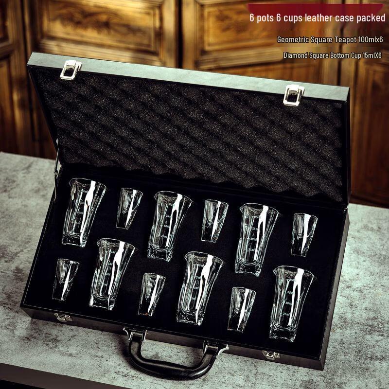 Light Luxury Handmade Artificial Crystal Baijiu Decanter & Glass Set